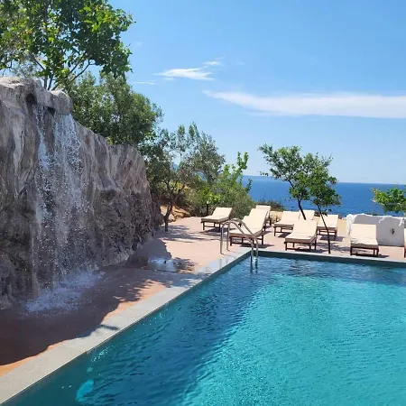 ホテル Vila Bello 4*