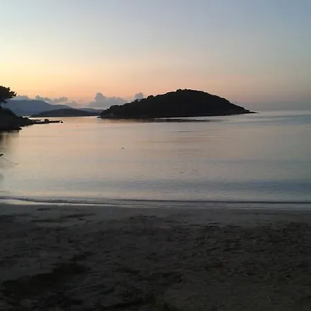 Hotell Vila Bello Ksamil